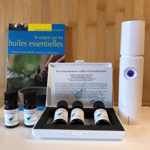 Le guide le coffret et le diffuseur d'huiles essentielles